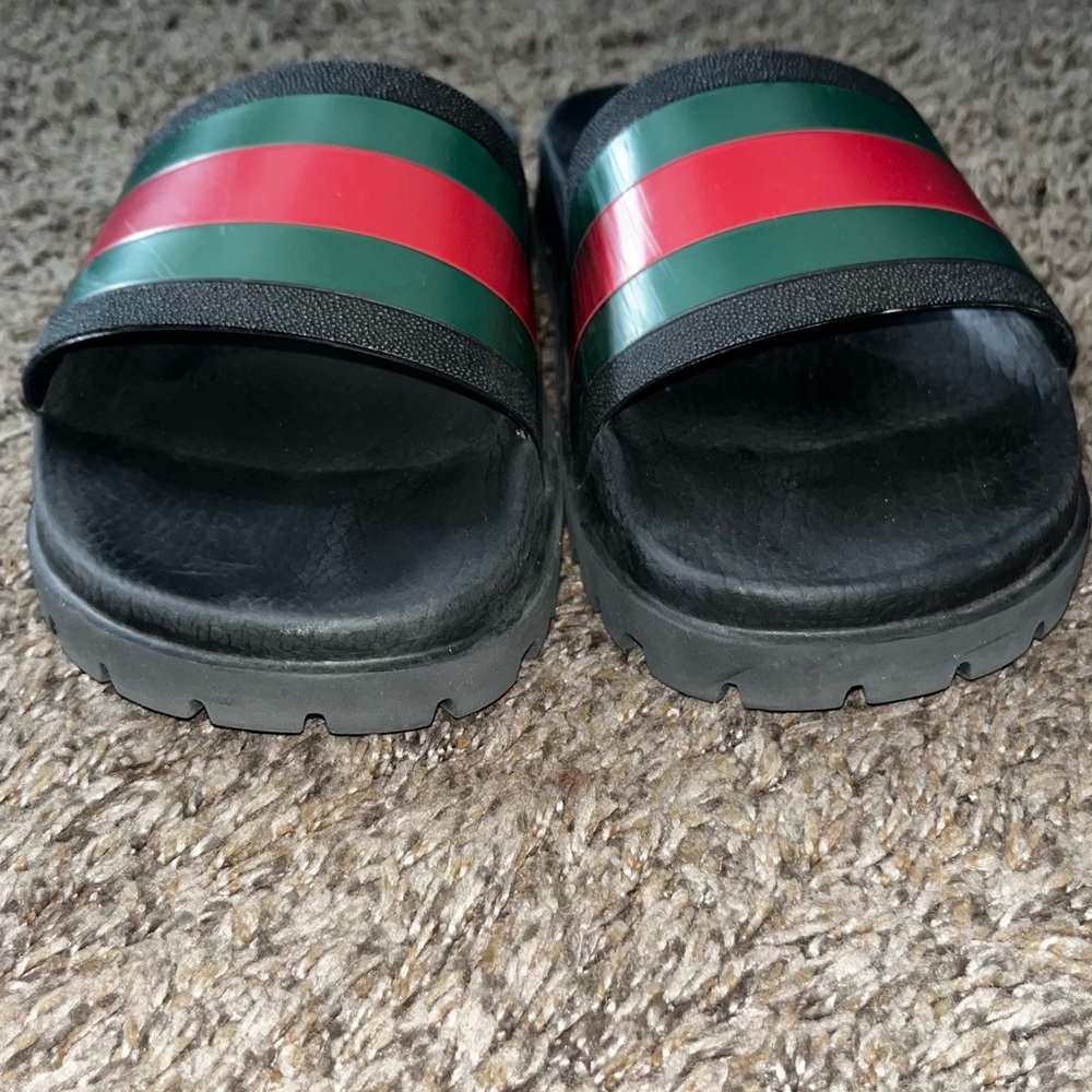 Men’s Classic Gucci Slide